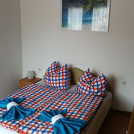 Dunakanyar Bed & Breakfast Göd Eksteriør billede
